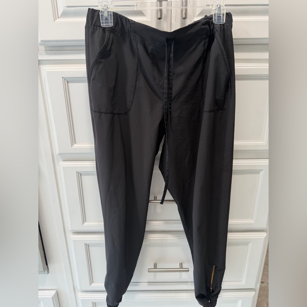 Albion Fit Black Jogger Pants